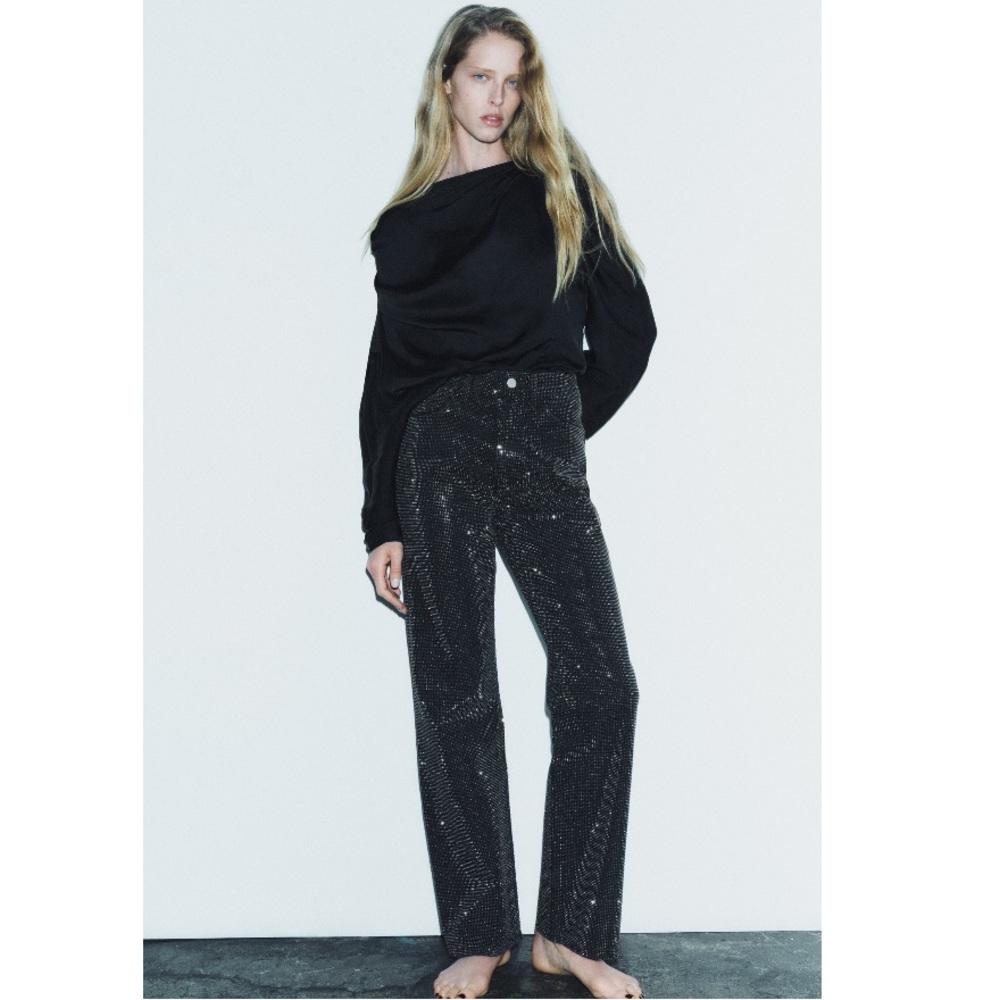 Straight Cut Mid Rise Rhinestone Jeans ZW Collection